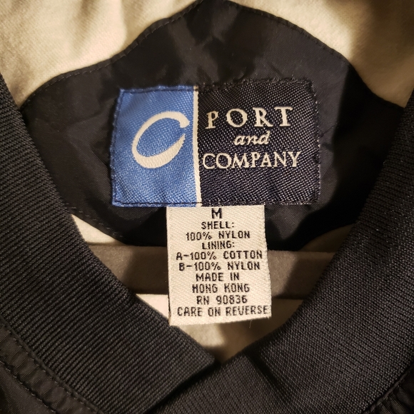 V neck Pull over windbreaker - Picture 2 of 10